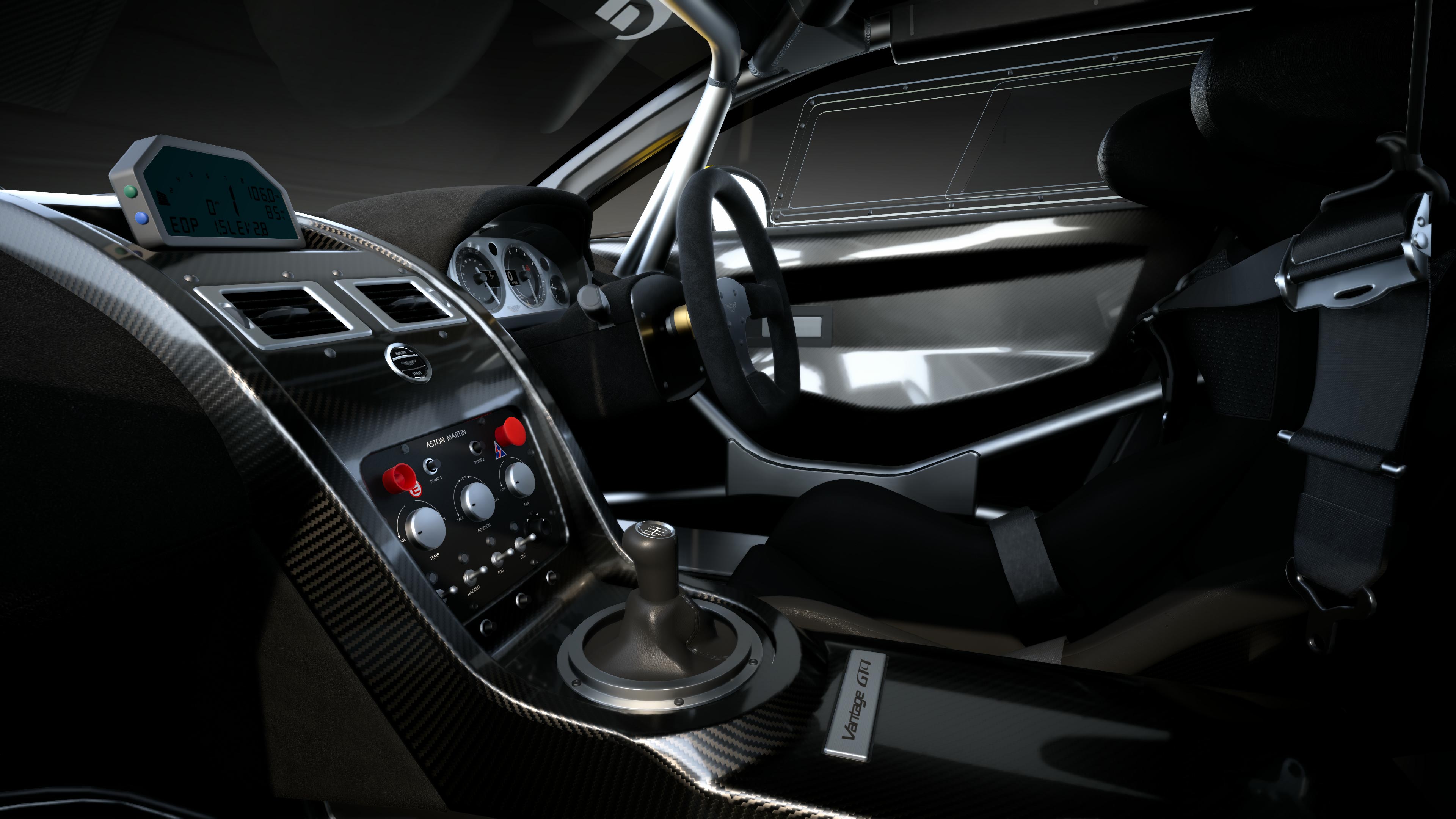 Aston Martin Vantage Gr.4 - Photo 4