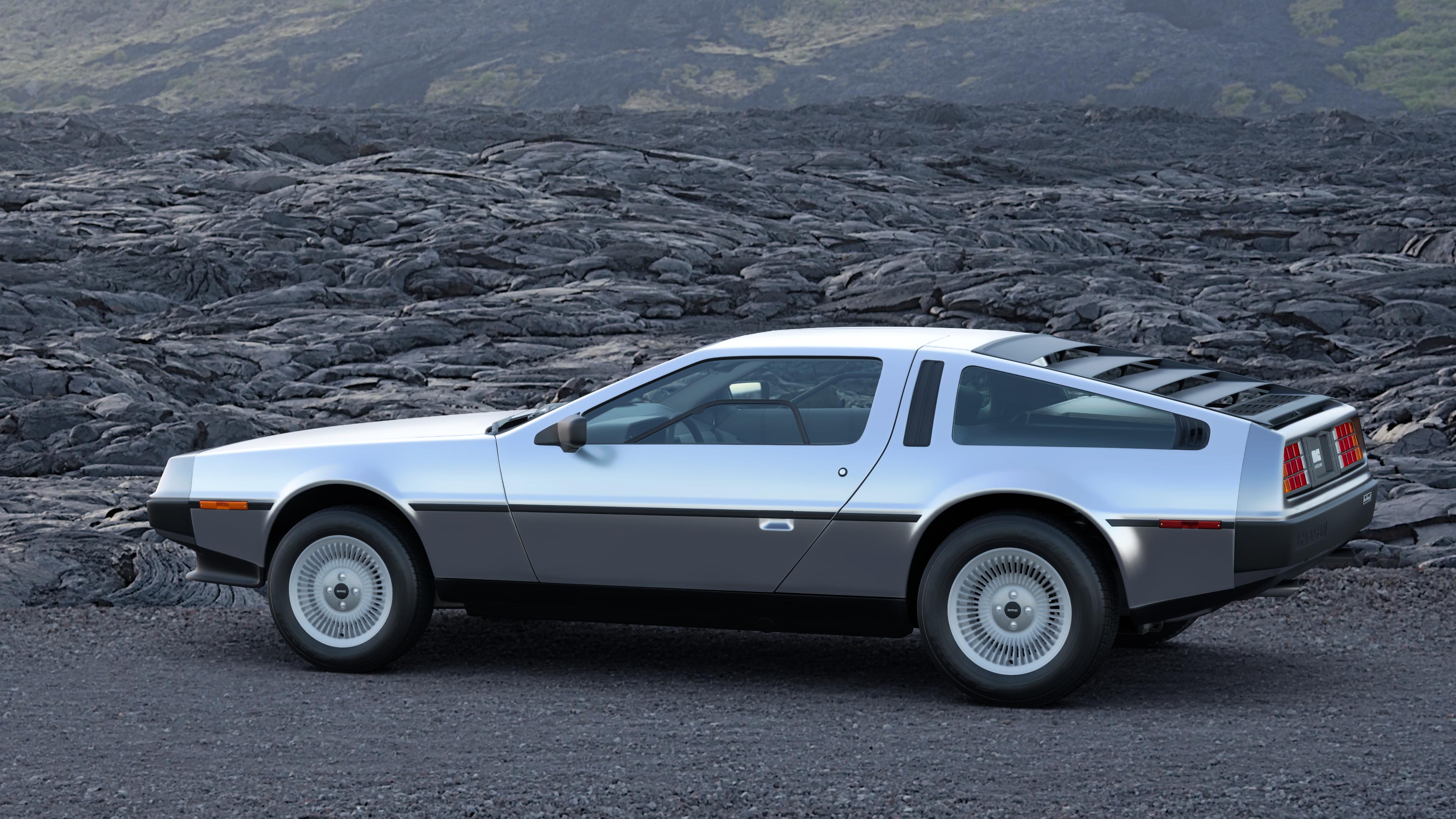DMC DeLorean S2 '04 - Photo 2