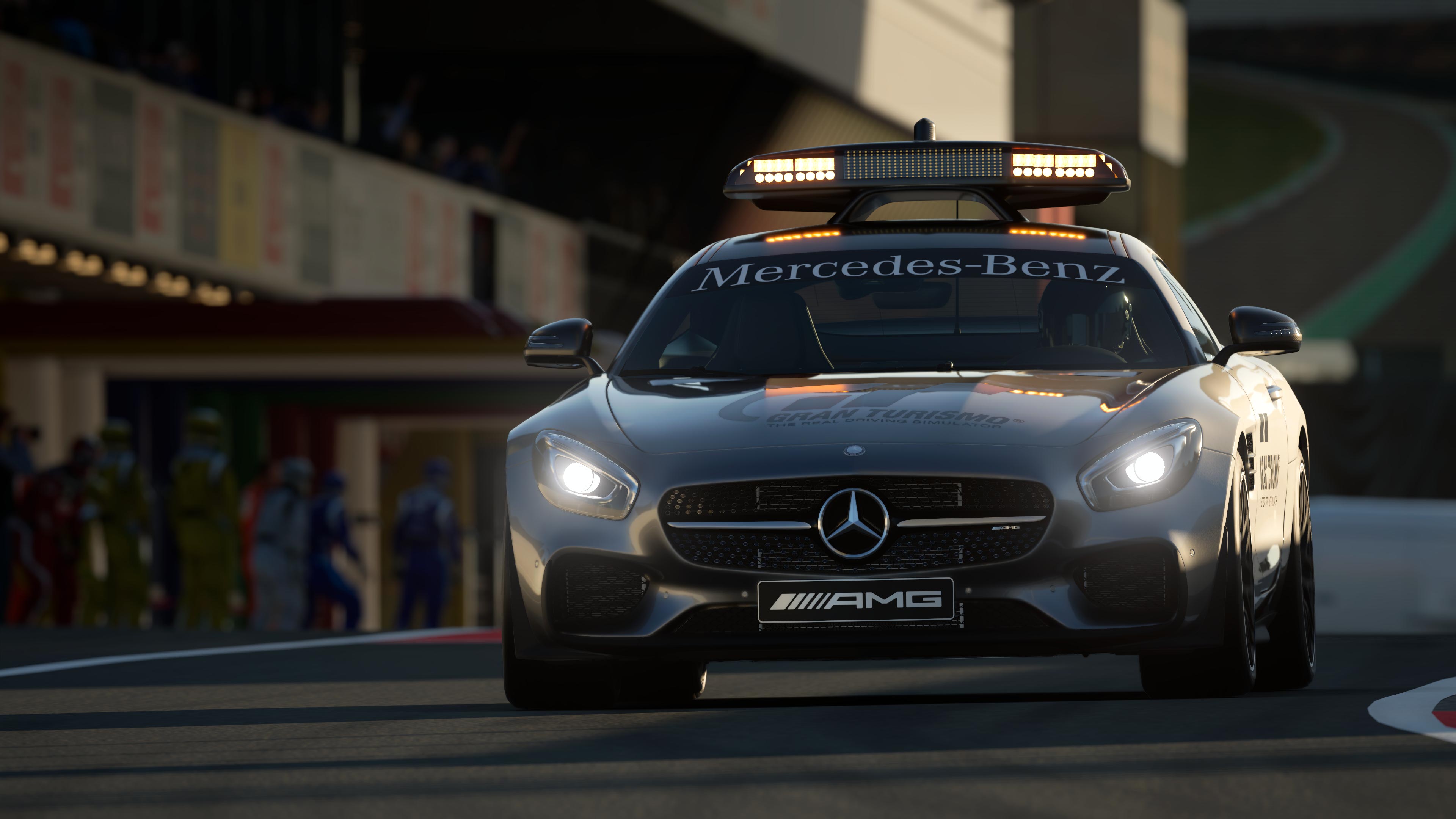 Mercedes-AMG GT Safety Car - Photo 1