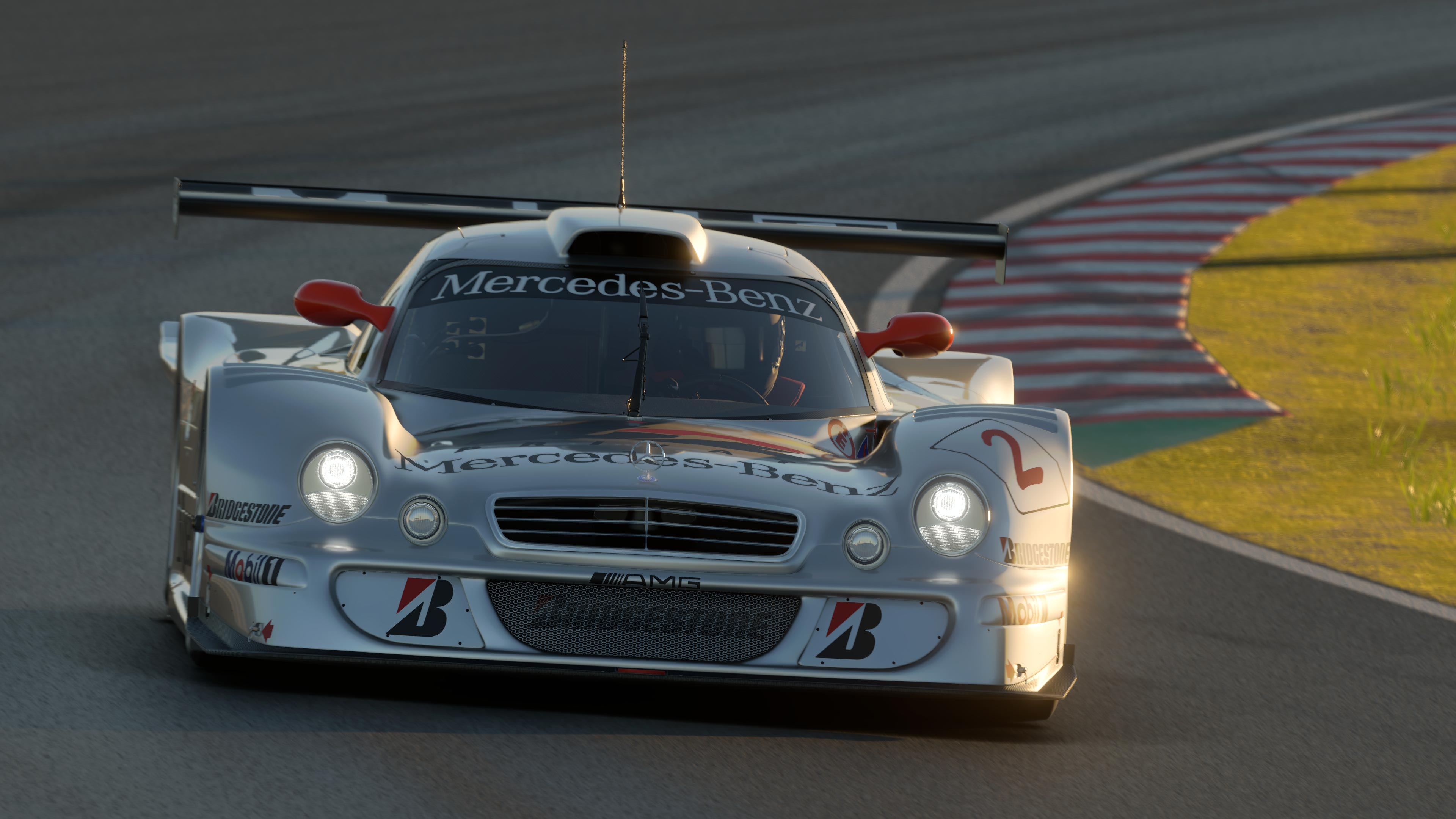 AMG Mercedes CLK-LM '98 - Photo 1
