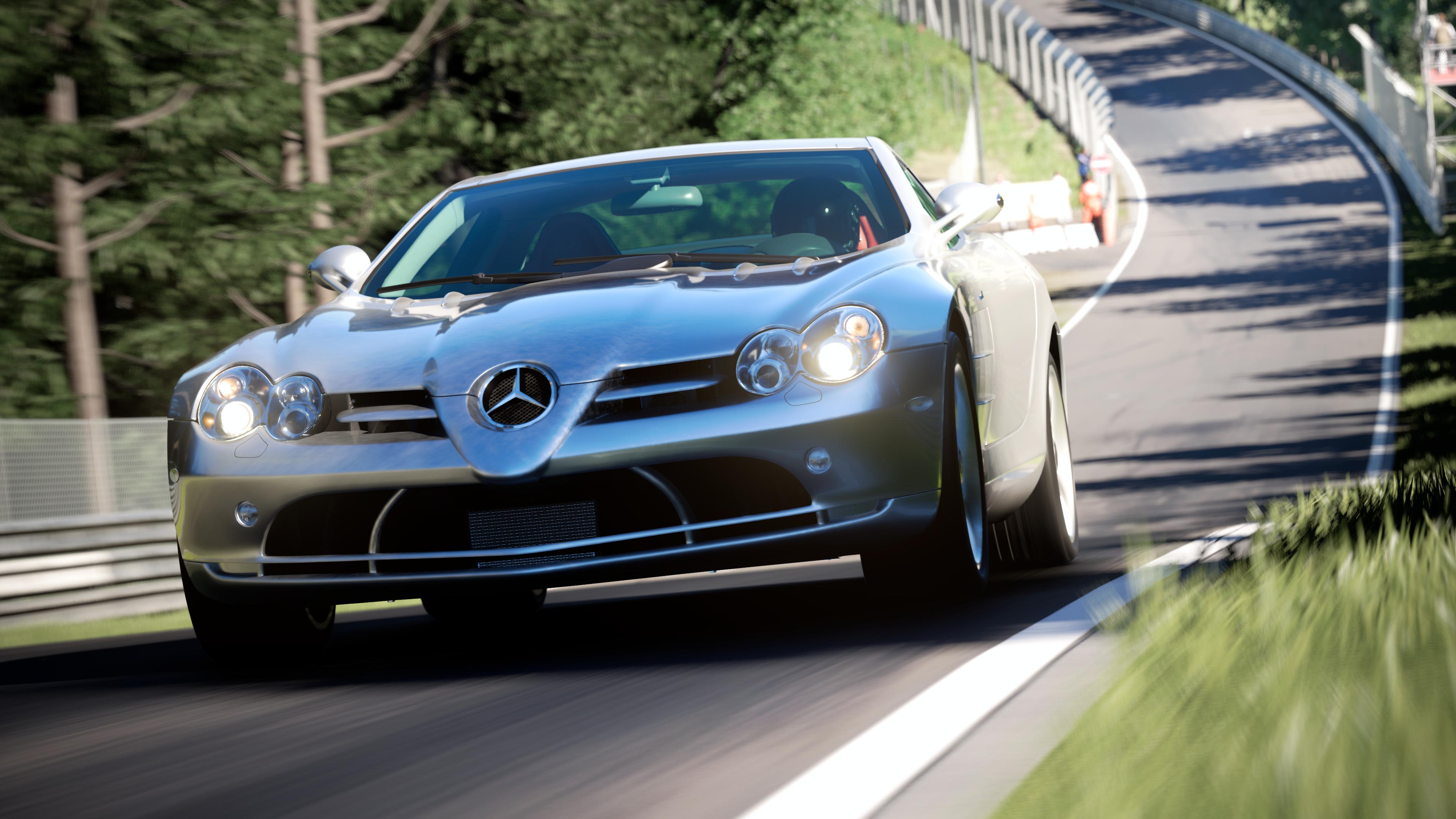 Mercedes-Benz SLR McLaren '09 - Photo 1