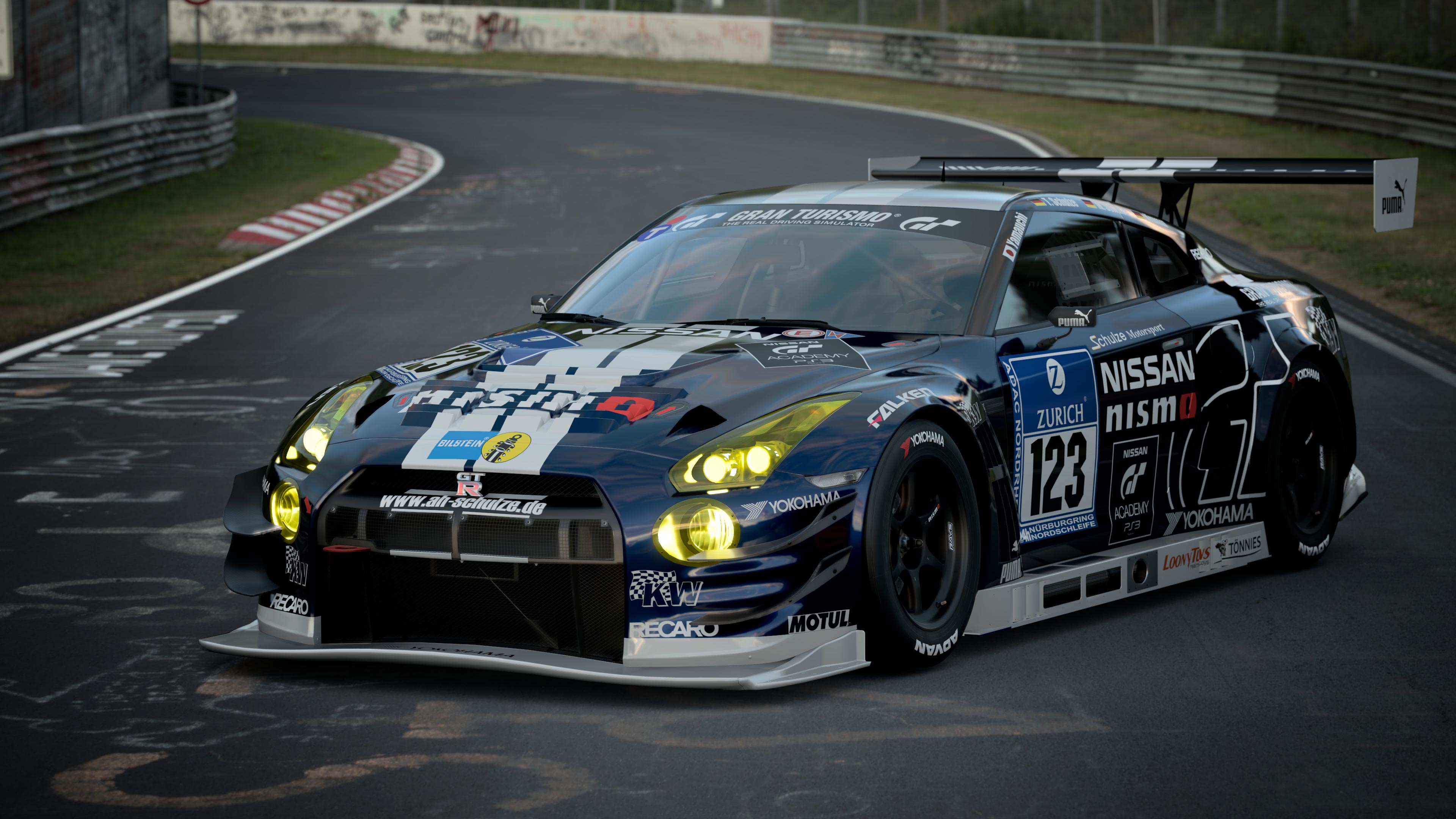 Nissan GT-R NISMO GT3 '13 - Photo 1