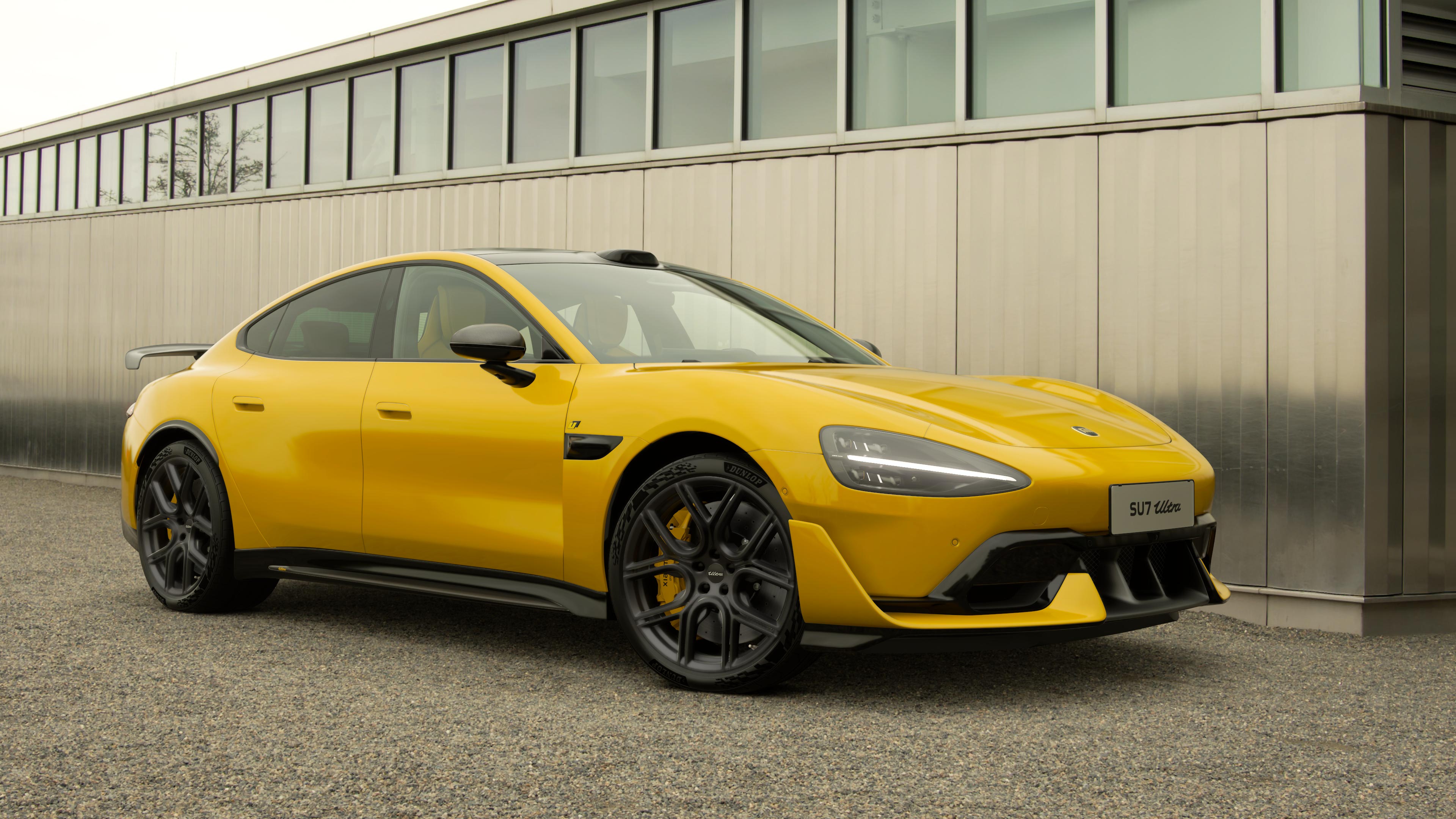 Xiaomi SU7 Ultra '25 - Photo 1